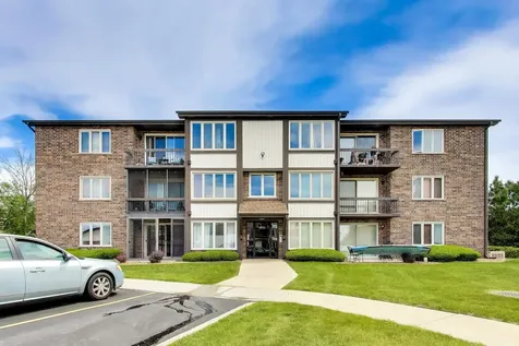 4932 Circle Court Crestwood IL 60418