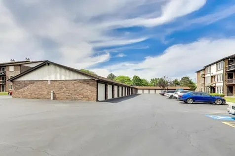4932 Circle Court Crestwood IL 60418
