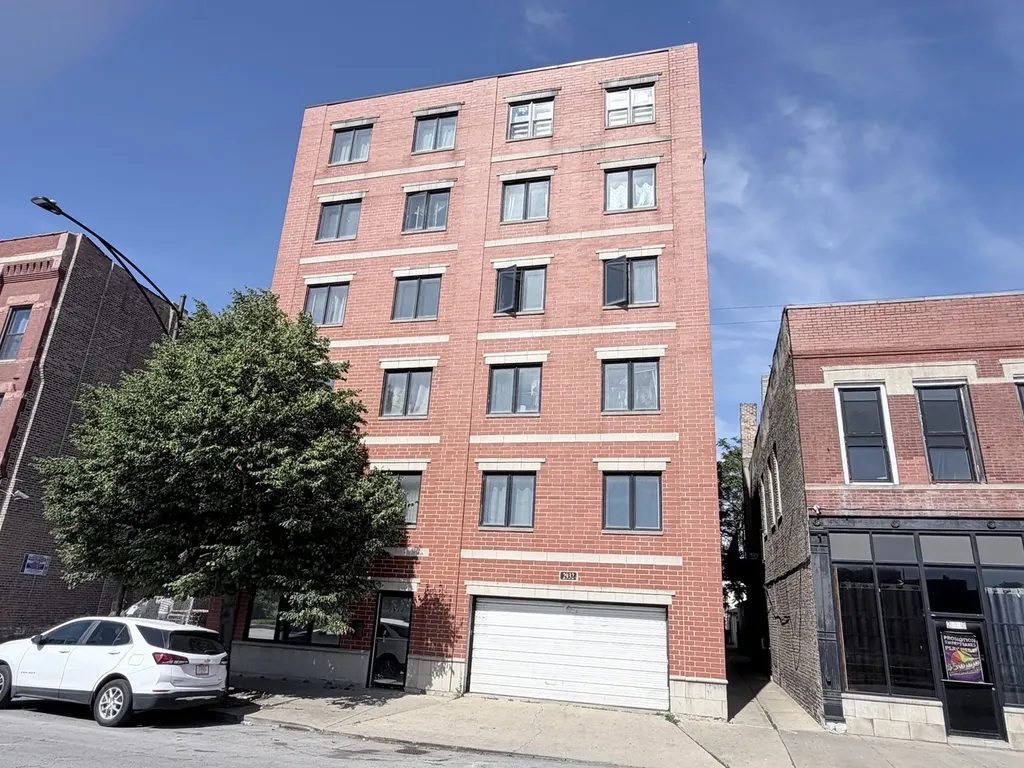 2932 South Wentworth Avenue Chicago IL 60616