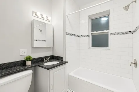 2514 West Belle Plaine Avenue Chicago IL 60618