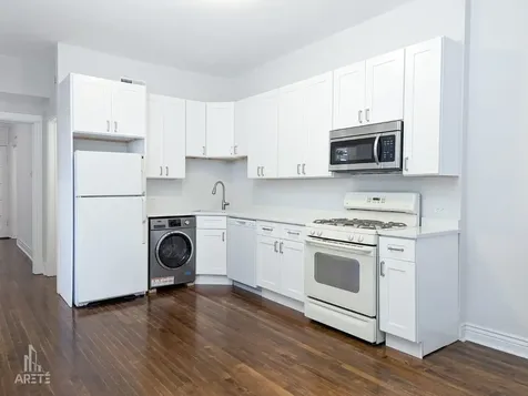 2633 West Haddon Avenue Chicago IL 60622