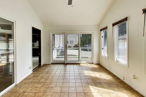 1411 North Burnng Bush Lane Mount Prospect IL 60056