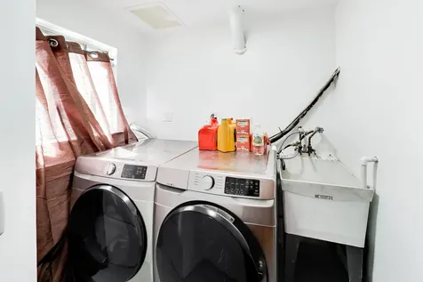 1411 North Burnng Bush Lane Mount Prospect IL 60056