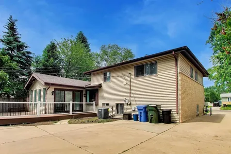 1411 North Burnng Bush Lane Mount Prospect IL 60056
