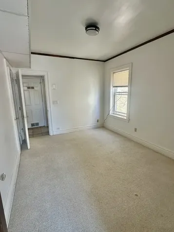 6229 North Claremont Avenue Chicago IL 60659