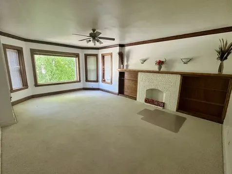6229 North Claremont Avenue Chicago IL 60659