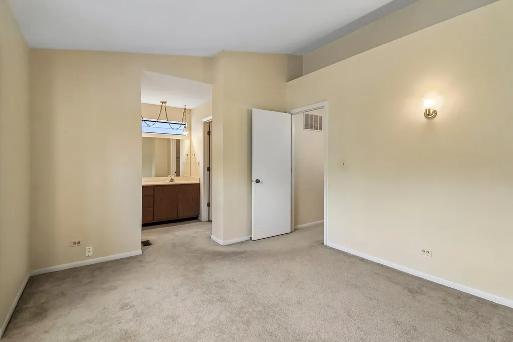 29 Sumac Lane Schaumburg IL 60193