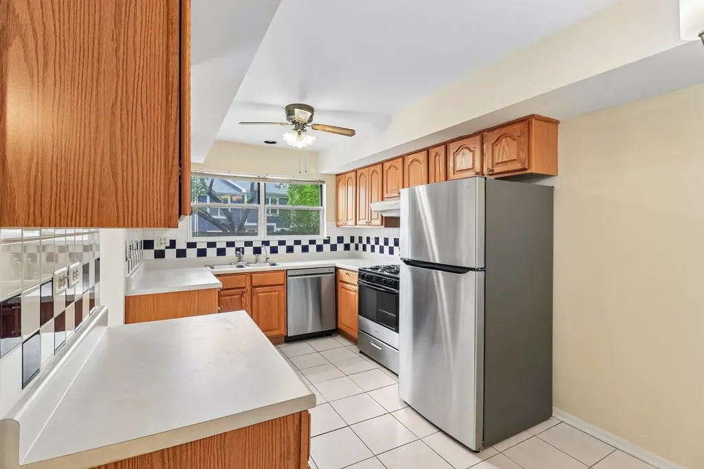 29 Sumac Lane Schaumburg IL 60193