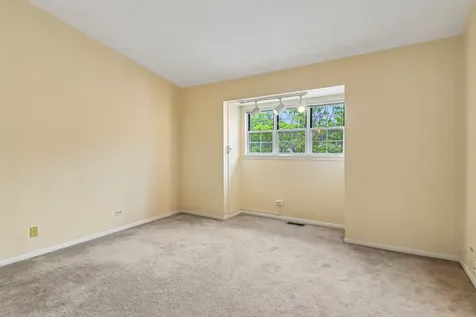29 Sumac Lane Schaumburg IL 60193