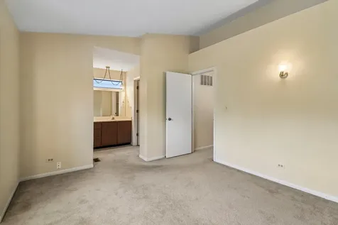 29 Sumac Lane Schaumburg IL 60193