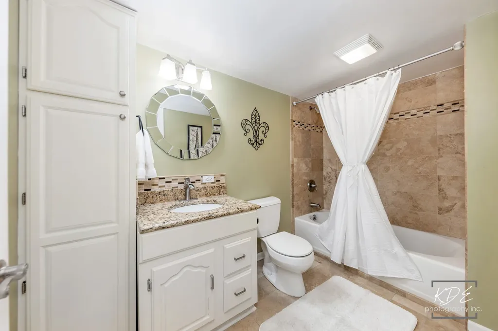 1317 Carol Lane Naperville IL 60565