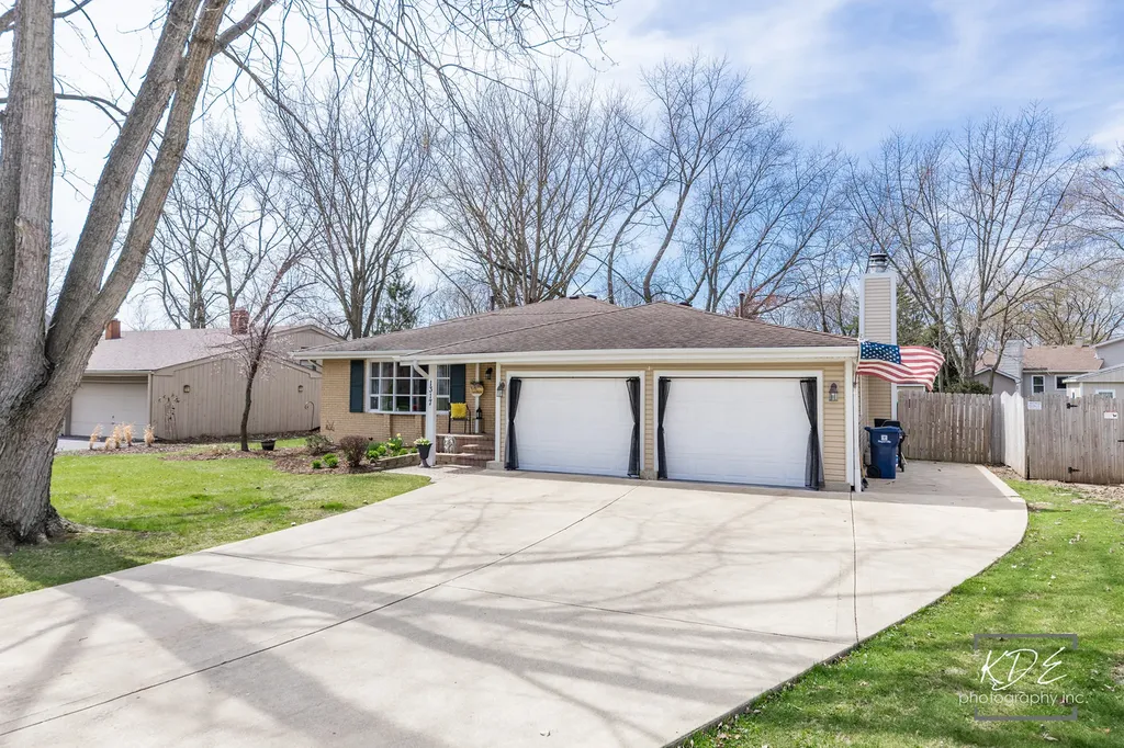 1317 Carol Lane Naperville IL 60565
