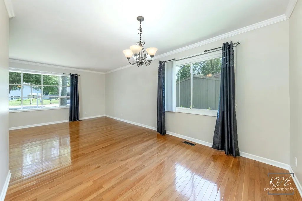 1317 Carol Lane Naperville IL 60565