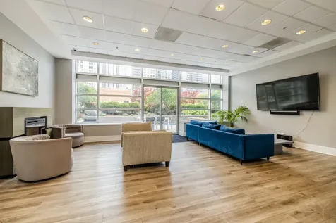 545 North Dearborn Street Chicago IL 60654