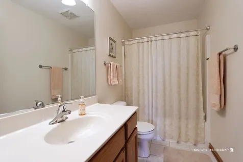 448 Kelly Lane Crystal Lake IL 60012