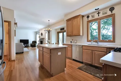 448 Kelly Lane Crystal Lake IL 60012
