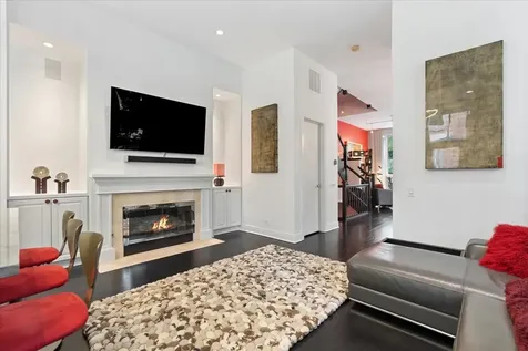 447 North Mcclurg Court Chicago IL 60611