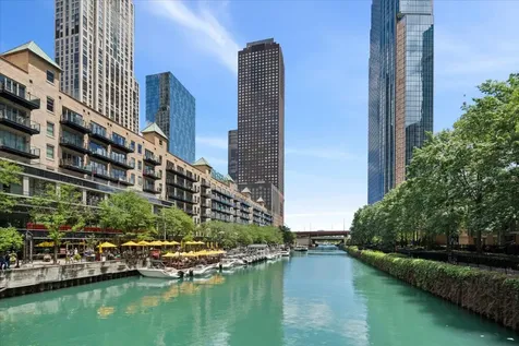 447 North Mcclurg Court Chicago IL 60611