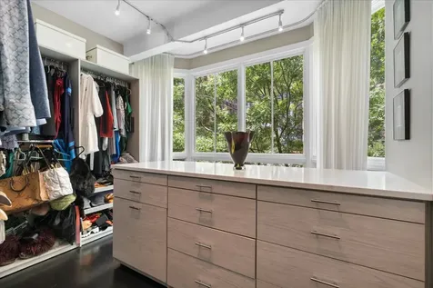 447 North Mcclurg Court Chicago IL 60611