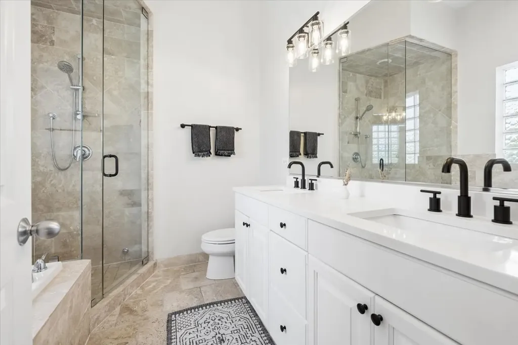 2520 North Southport Avenue Chicago IL 60614