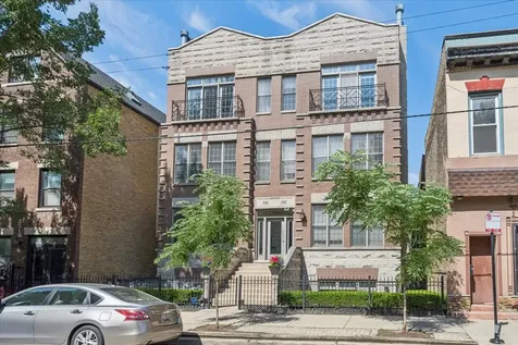 2520 North Southport Avenue Chicago IL 60614