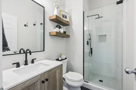 2520 North Southport Avenue Chicago IL 60614