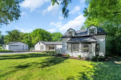 27283 West Nippersink Road Ingleside IL 60041