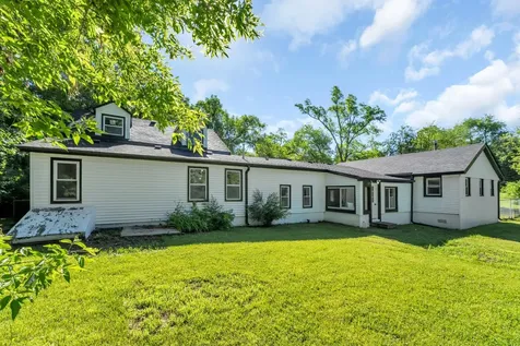 27283 West Nippersink Road Ingleside IL 60041