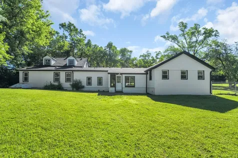 27283 West Nippersink Road Ingleside IL 60041