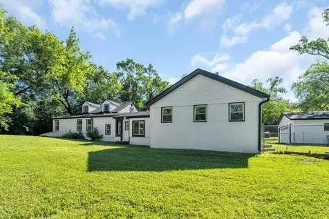27283 West Nippersink Road Ingleside IL 60041