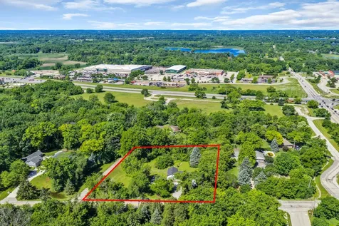 27283 West Nippersink Road Ingleside IL 60041