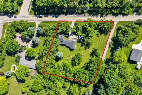 27283 West Nippersink Road Ingleside IL 60041