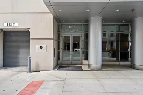 160 East Illinois Street Chicago IL 60611