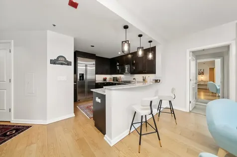 160 East Illinois Street Chicago IL 60611