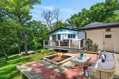 306 Woodlock Street Ingleside IL 60041