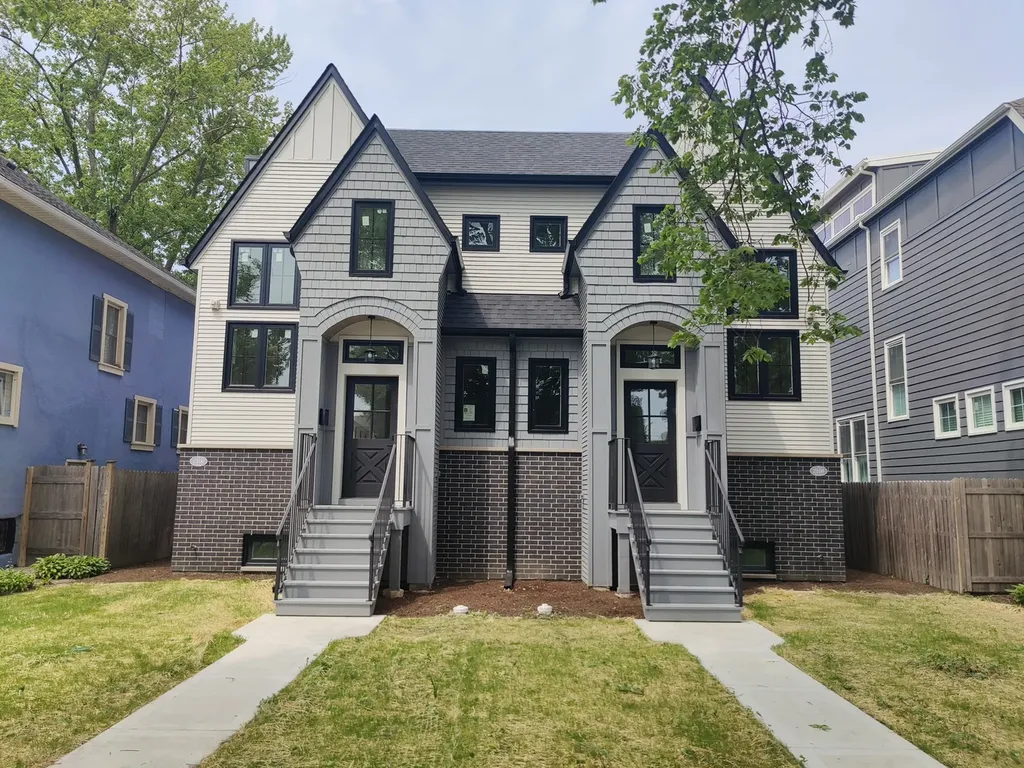 2106 Darrow Avenue Evanston IL 60201