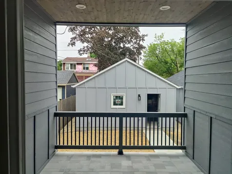 2106 Darrow Avenue Evanston IL 60201