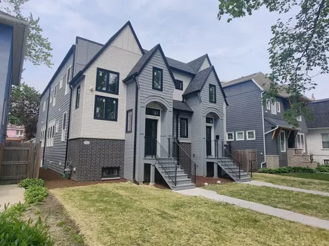 2106 Darrow Avenue Evanston IL 60201