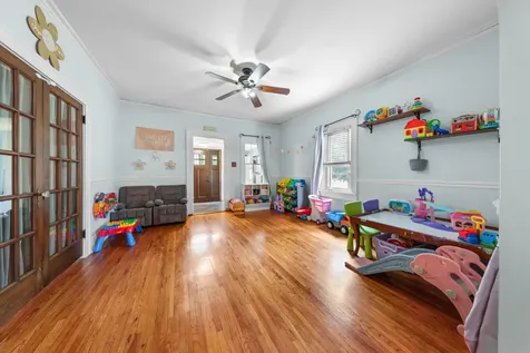 412 South 5th Avenue Streator IL 61364