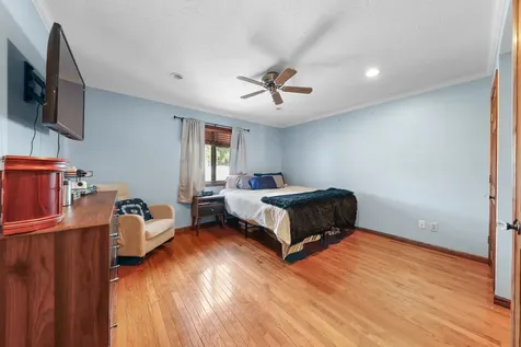 412 South 5th Avenue Streator IL 61364
