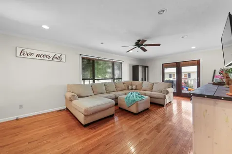412 South 5th Avenue Streator IL 61364