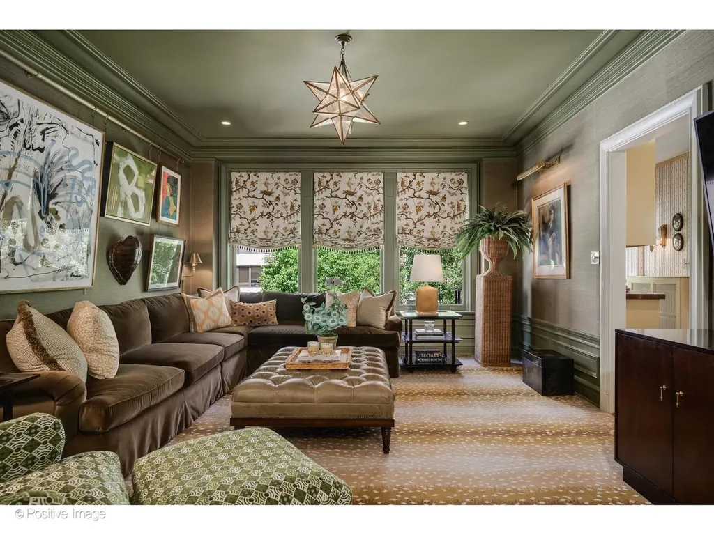 230 East Delaware Place Chicago IL 60611