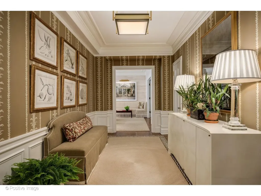 230 East Delaware Place Chicago IL 60611