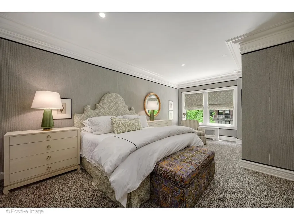230 East Delaware Place Chicago IL 60611