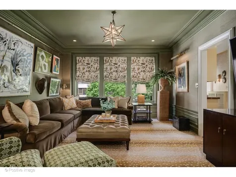 230 East Delaware Place Chicago IL 60611