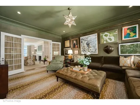 230 East Delaware Place Chicago IL 60611