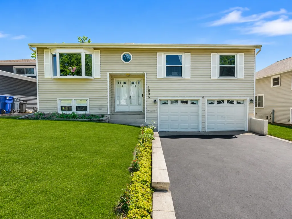 1606 Wilson Avenue Wheaton IL 60189