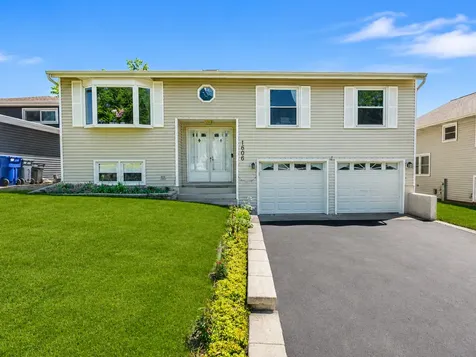 1606 Wilson Avenue Wheaton IL 60189