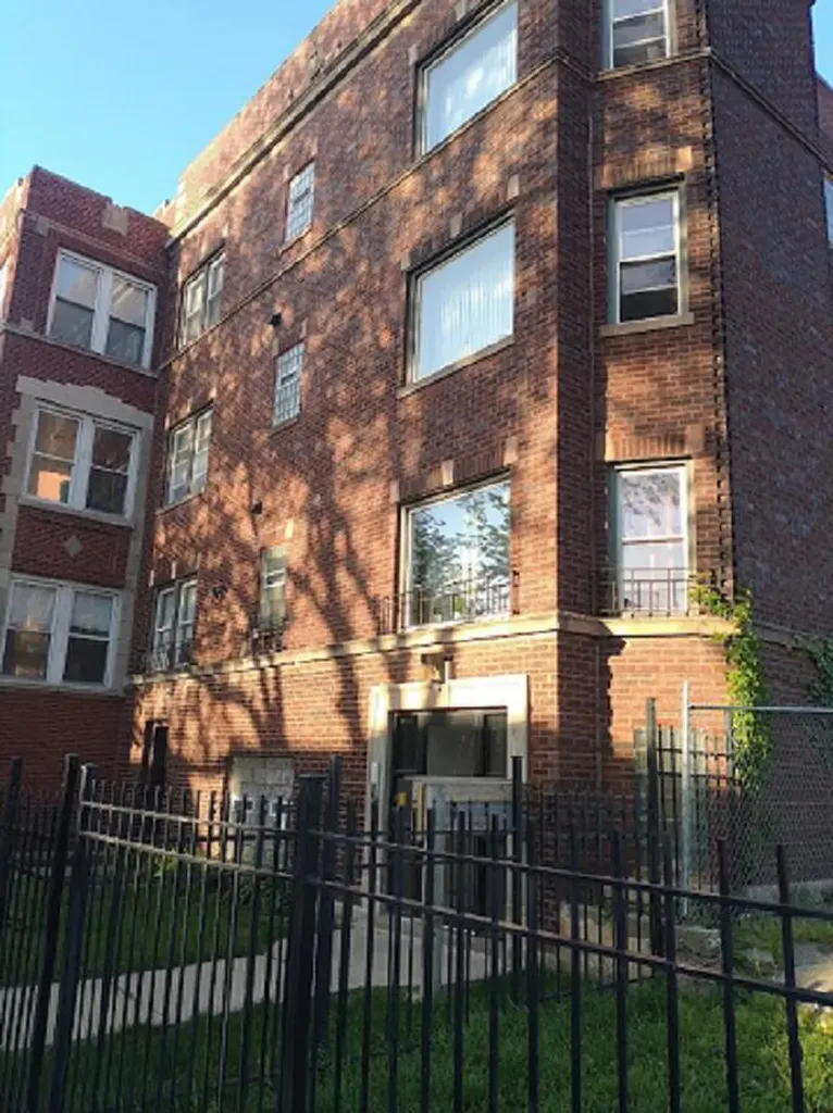 6223 South Vernon Avenue Chicago IL 60637