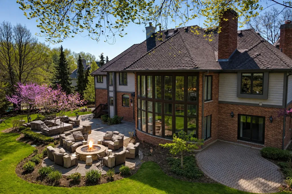 599 Chateaux Bourne Drive Barrington IL 60010